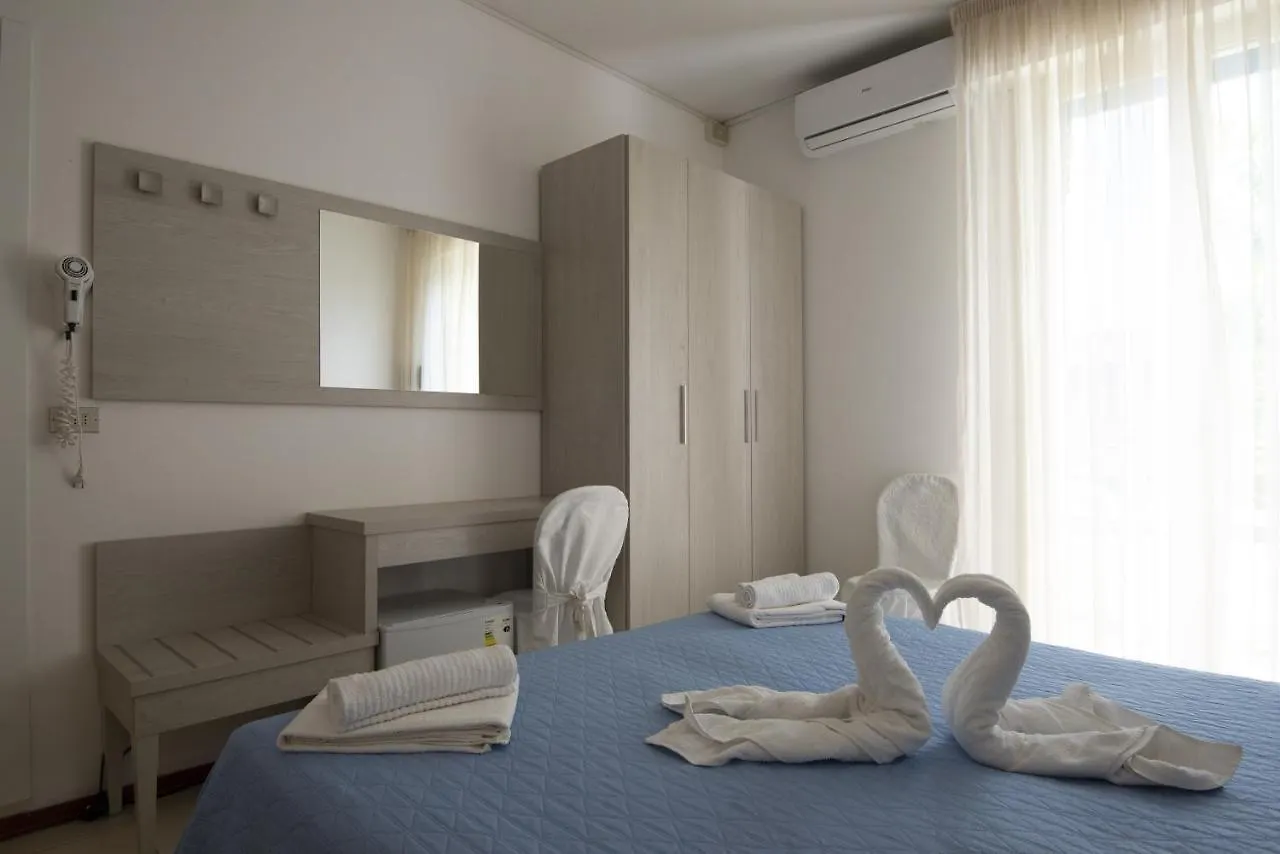 Hotel Carillon Bellaria – Igea Marina 3*,  Olaszország
