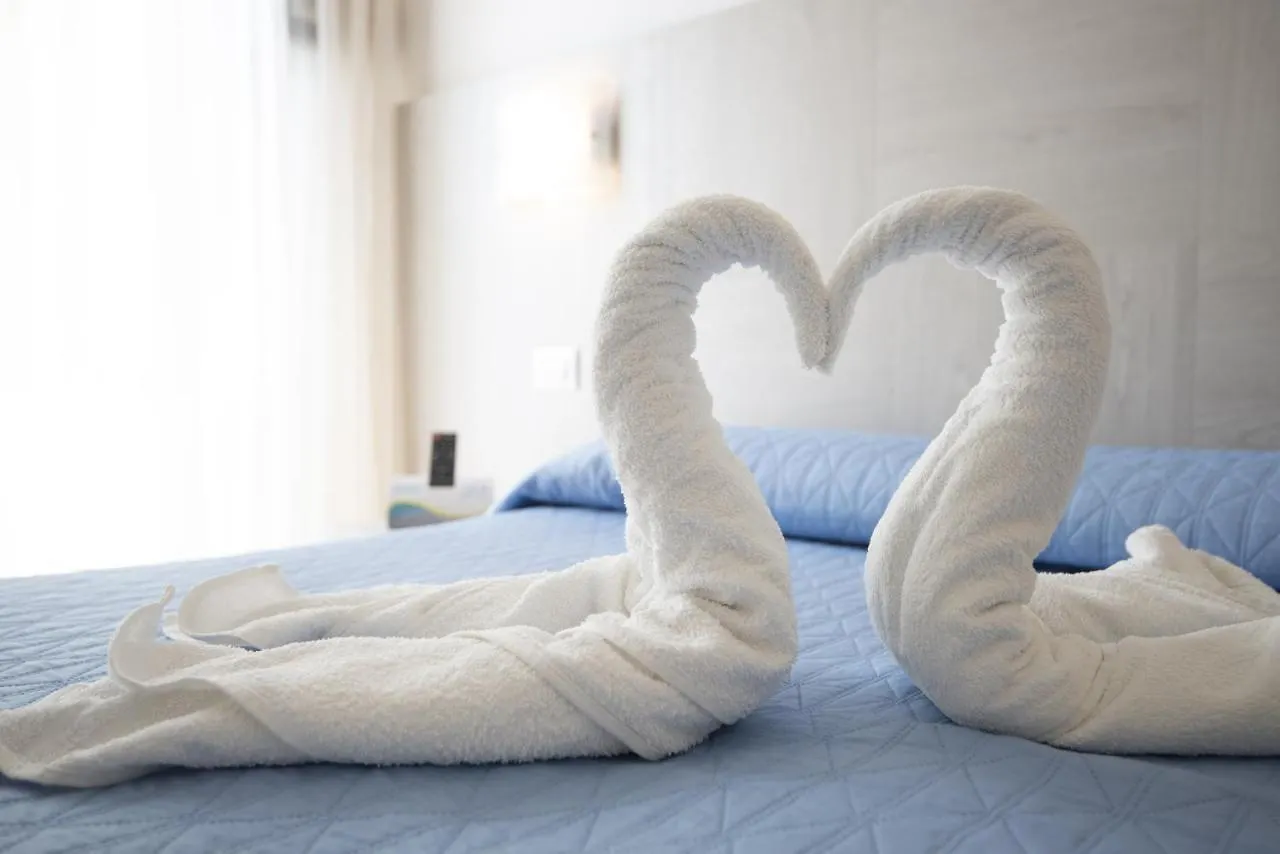 Hotel Carillon Bellaria – Igea Marina